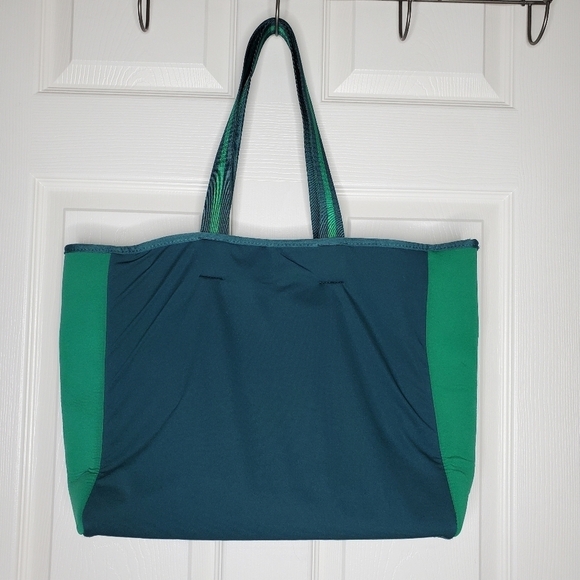 Summersalt Green Striped Neoprene Perfect Beach Tote Bag - Picture 3 of 10